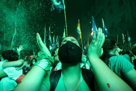 همه‌چیز درباره سقط جنین؛ از آرژانتین تا ایران