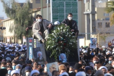 بازهم ‌ مؤسسه امام خمینی حاشیه‌ساز شد