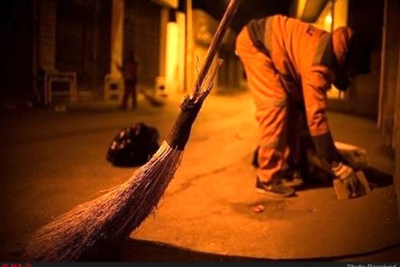 ۳۲ سال دارم اما دستانم ۷۰ ساله‌اند