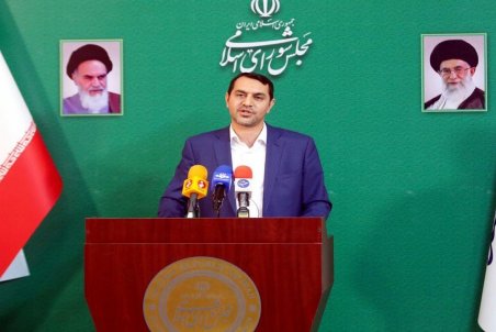 زارع : درباره پرداخت ما‌به‌التفاوت ارز ۴۲۰۰ تومانی تا آخر هفته تصمیم‌گیری می‌شود