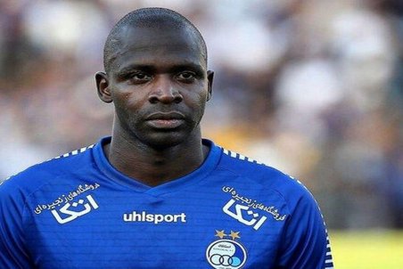 جدایی شیخ دیاباته از استقلال صحت ندارد