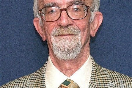 محمود کیانوش درگذشت