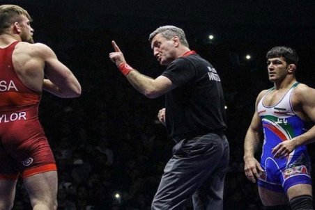 مهربان: مبارزه جردن باروز و رقیب «حسن یزدانی» جنبه تبلیغاتی داشت