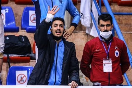 هادی‌پور: دانشگاه آزاد به خاطر منافع ملی به مرحله نهایی صعود نکرد