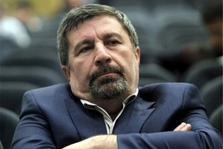 حضرتی: فرزندم خریدار تابلو آغداشلو نیست