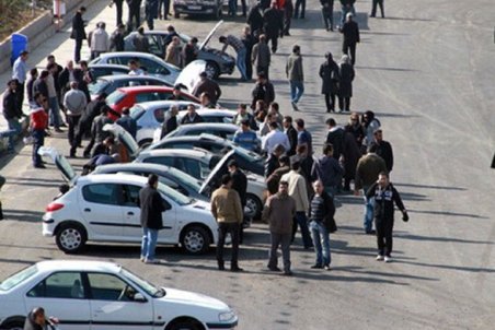 این روز‌ها خودرو زیر قیمت کارخانه هم خریدار ندارد