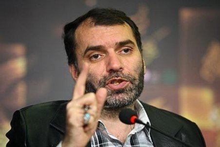 واکنش کنایه دار ده نمکی به «دست بزن» برخی از مسئولان!