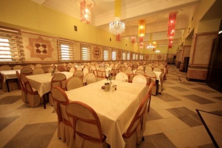 ۸۰ درصد تالارها ورشکسته هستند/ بازگشت ۲ درصدی مشتریان به تالارها