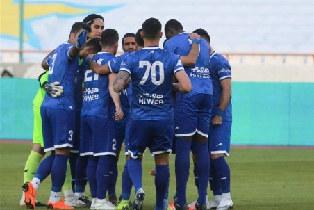 همدانی: استقلال به گروه مرگ عادت دارد