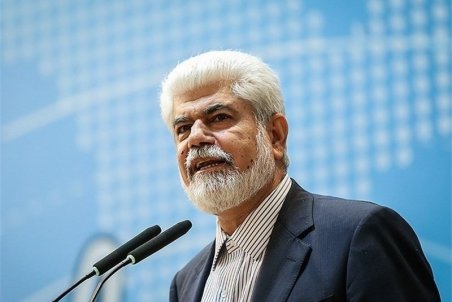 هیچ شرکتی اجازه واردات واکسن از آمریکا و انگلیس را ندارد