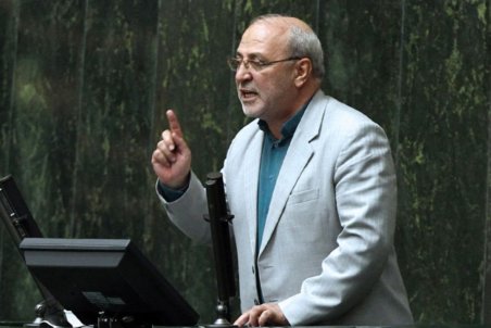 حاجی دلیگانی: نیروی انتظامی از نماینده مجلس عذرخواهی کند!!