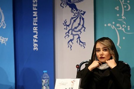 بررسی استایل الناز حبیبی در فرش قرمز فیلم رمانتیسم