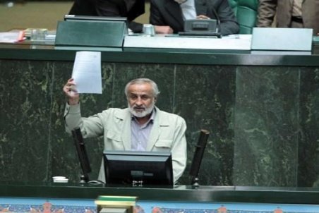 رد مصوبه تلفیق عروسی دولت است/ آقای نوبخت در کمیسیون ما را متهم به لیبرال بودن کرد