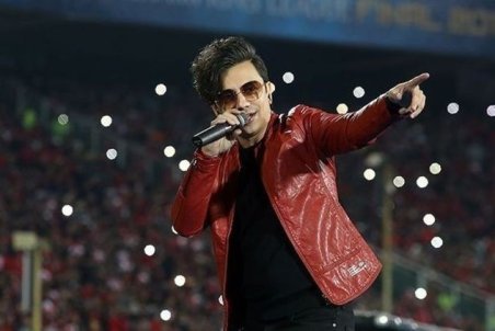 (ویدیو) اجرای ترانه محسن ابراهیم زاده به یاد میناوند و انصاریان