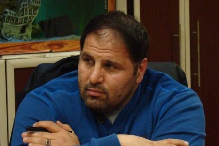 مهربان: مربی مورد نظر به خاطر مشغله و کار نمی‌توانست در اردوی قرنطینه بماند