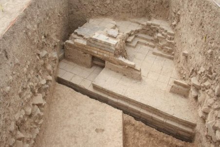 دروازه کوروش در نزدیک تخت جمشید کشف شد