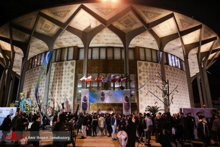 تئاتر «افسانه ماردوش» اکران اینترنتی می‌شود