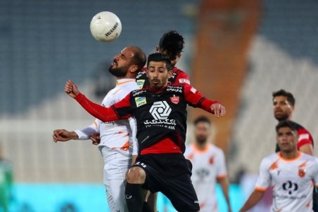 عربشاهی: بازیکنان پول حرفه‌ای می‌گیرند اما فوتبال‌شان آماتور هم نیست