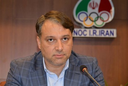 عزیزی: اعتبارات فدراسیون تنیس با دو سه اعزام خارجی تمام می‌شود/ زیرساخت نداریم