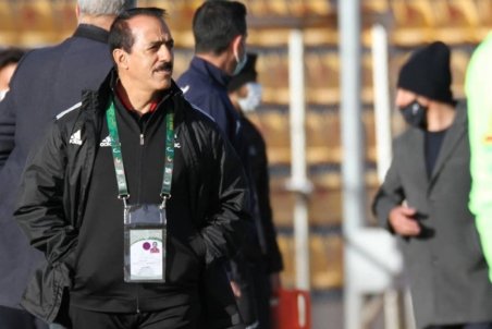 چمنیان: اگر شجاعی سرمربی تراکتور بماند، من هم می‌مانم