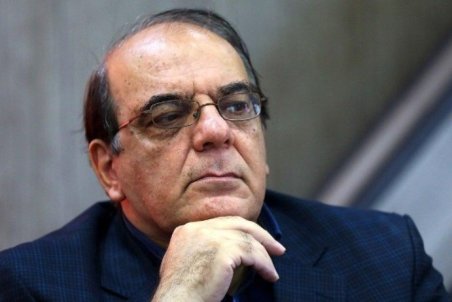 واکنش عباس عبدی به ادعای احمدی نژاد علیه حدادعادل