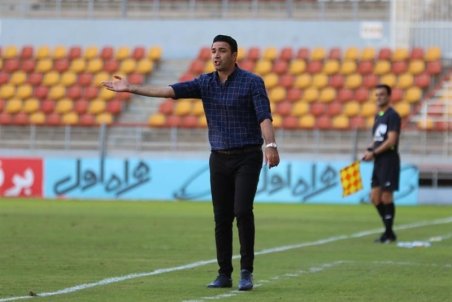 نکونام: پنجره‌ بسته نقل و انتقالات توان تجدید قوا را از فولاد گرفت