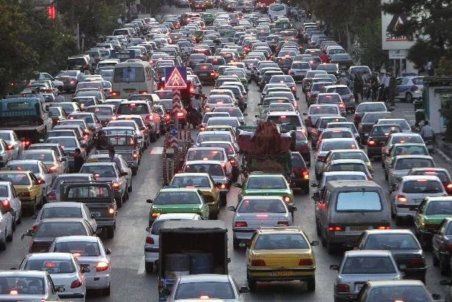 ترافیک سنگین در آزادراه کرج - تهران