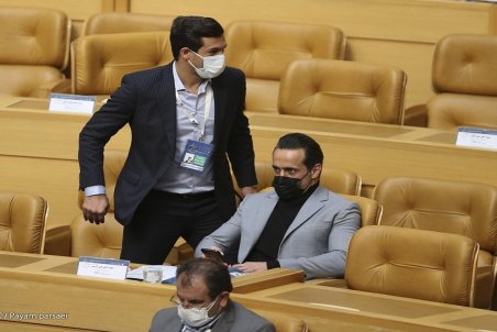 شکوری: فوتبال متعلق به فوتبالیست‌ها است/ رای مردم کریمی بود