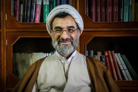 خسروپناه: با داروی امام کاظم و امام رضا ۳بار شفا یافتم