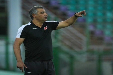 الهامی: تا آخر عمرم دستیار نمی‌شوم