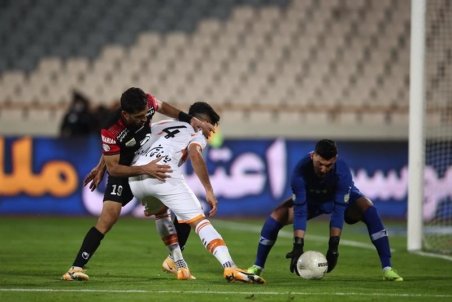 نوشی‌صوفیانی: انتظارات از مس نباید غیرمنطقی باشد/ می‌توانستیم استقلال را شکست دهیم