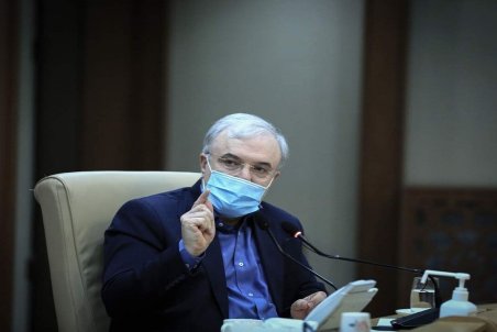 نمکی: نوروز ۱۴۰۰ را آرام نمی‌بینیم/ با کرونای انگلیسی به هیچ وجه نمی‌توان شوخی کرد