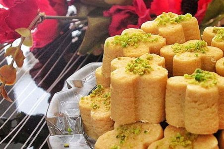 طرز تهیه شیرینی نخودچی