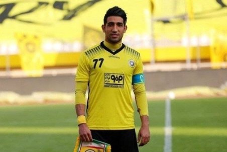 مخالفت باشگاه سپاهان با انتقال میرزایی به استقلال