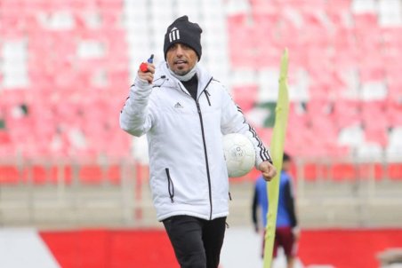 خطیبی: بازیکن تراکتور باید با دل و جان بازی کند/ عده‌ای قصد داشتند در کارم دخالت کنند