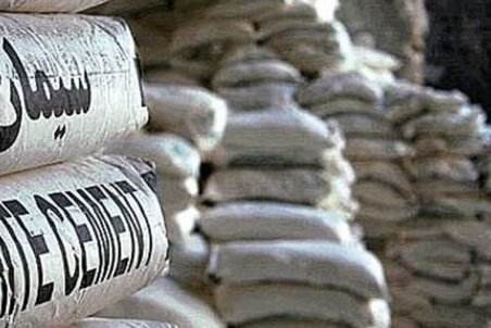 حذف دلالان از صنعت سیمان در ۱۴۰۰/ قیمت‌گذاری دستوری مخل تولید است