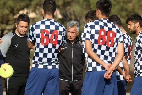 اکبرپور:‌ به خانه‌ام برگشته‌ام/ اگر خدا بخواهد در لیگ می‌مانیم