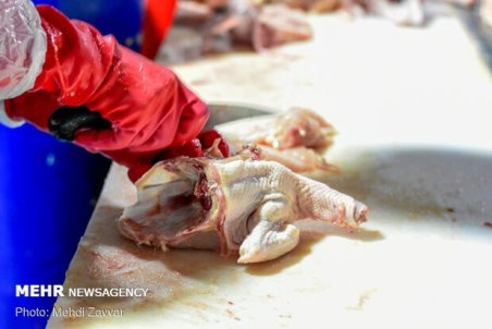 قیمت مصوب مرغ قطعه بندی در فروشگاه های تهران به زودی اعلام می شود