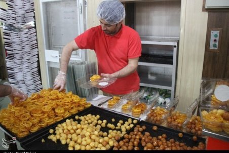 افزایش ۵۰درصدی قیمت مواد اولیه سبب گرانی زولبیا و بامیه شد