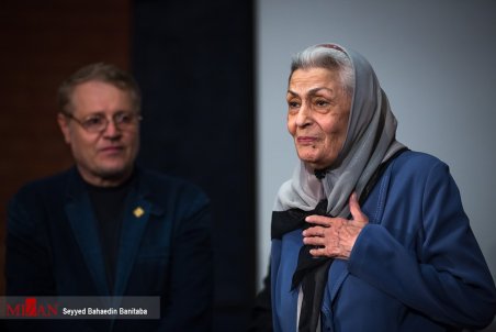 ژاله علو: در شرایط کرونایی ترجیحا کمتر کار می‌کنم