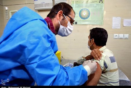 دستور عزل فوری مقصر تزریق واکسن به غیر پاکبانان در علی‌آباد کتول صادر شد