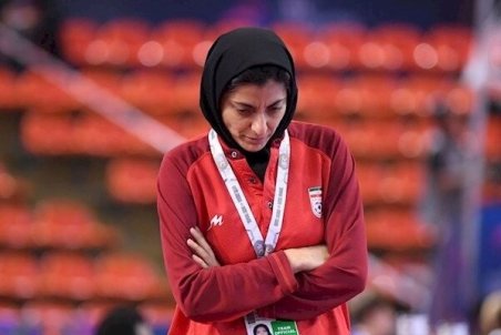 واکنش سرمربی سابق تیم فوتسال بانوان به کسر مالیات پاداش قهرمانی