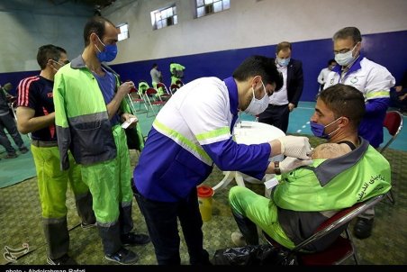 فهرست دریافت کنندگان واکسن کرونا در مدیریت شهری منتشر شود