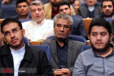 دهقان: چرا صدای بازیگران پیشکسوت شنیده نمی‌شود