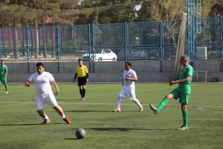 برگزاری مسابقه دوستانه فوتبال پیشکسوتان شرکت آبفا و ذوب آهن اصفهان