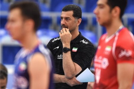 عطایی: مسئولیت سنگینی را قبول کردم/ با ۸ بازیکن المپیکی به قهرمانی آسیا می‌رویم