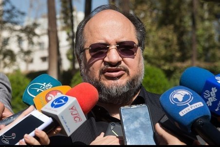 شریعتمداری: در شرایط کرونا, علاوه بر سلامت, زندگی روزمره کارگران هم دچار چالش شد