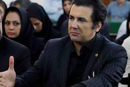 واکنش حسام نواب صفوی به تعلیق پروانه وکالتش