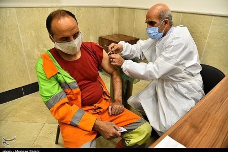 انتشار کد ملی دریافت کنندگان واکسن کرونا در شهرداری تهران روی سامانه شفافیت