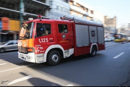 تصادف زنجیره‌ای ۹ دستگاه خودرو در بزرگراه مدرس